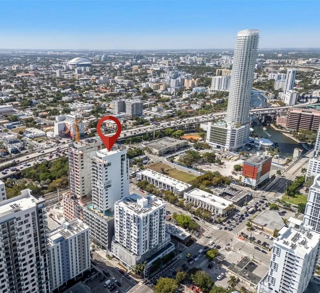 229 SW 9th St #202 Miami, FL 33130