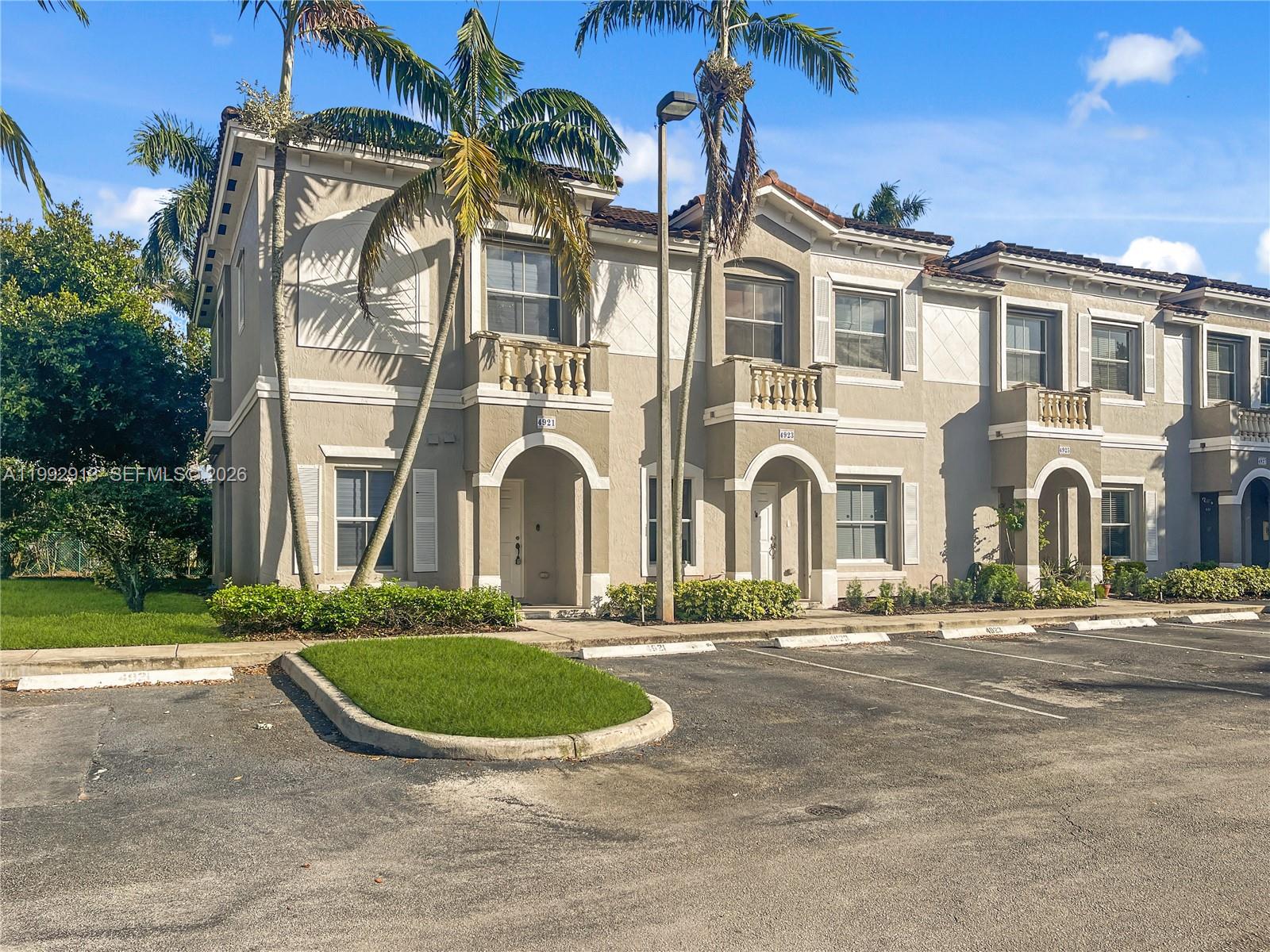 4921 SW 140th Ter #1