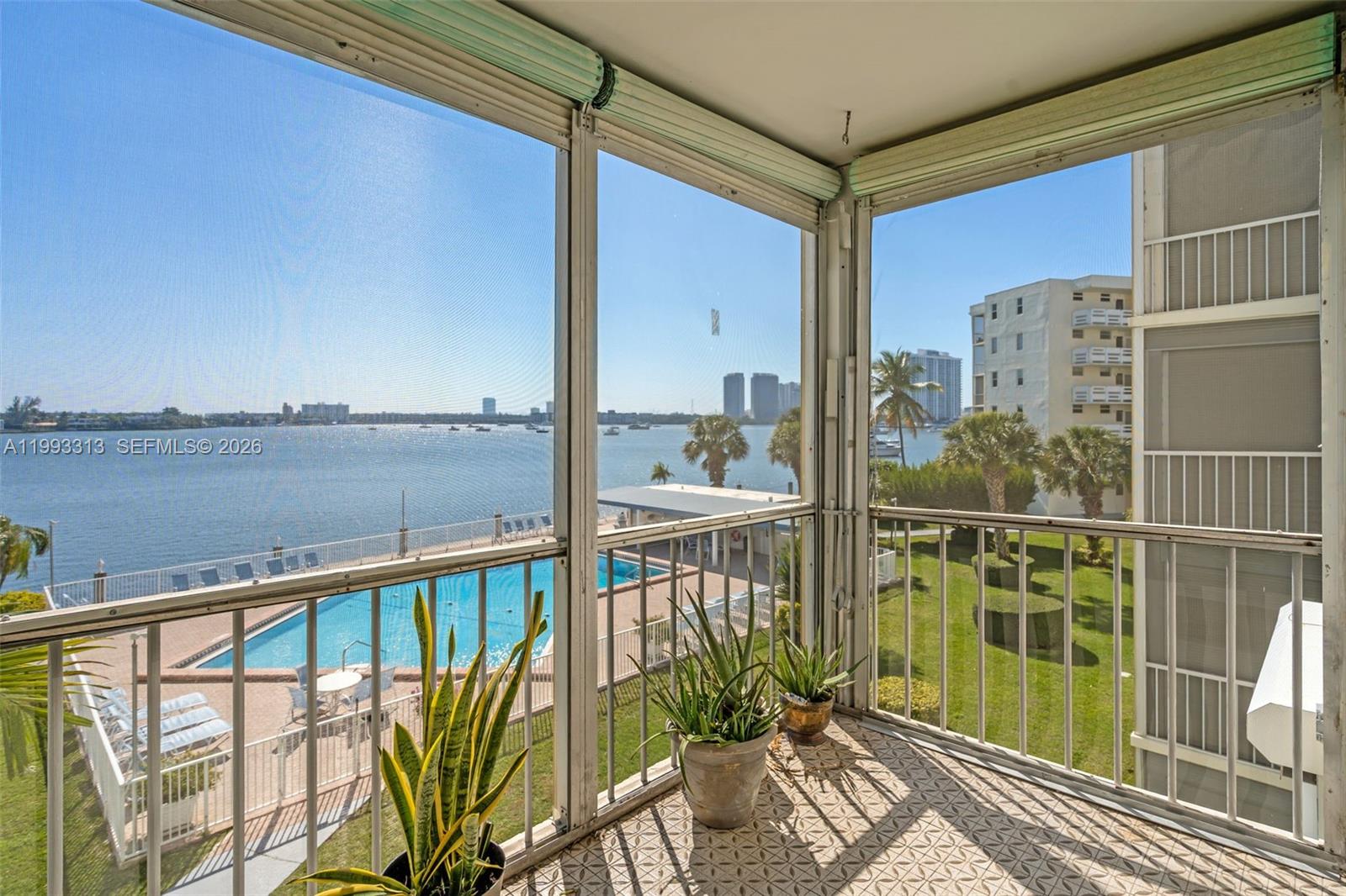 3010 Marcos Dr #R308