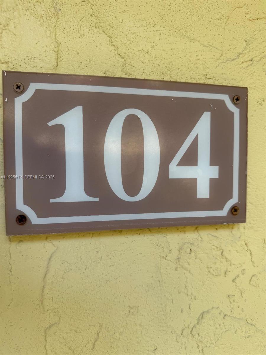 7820 Camino Real #J104