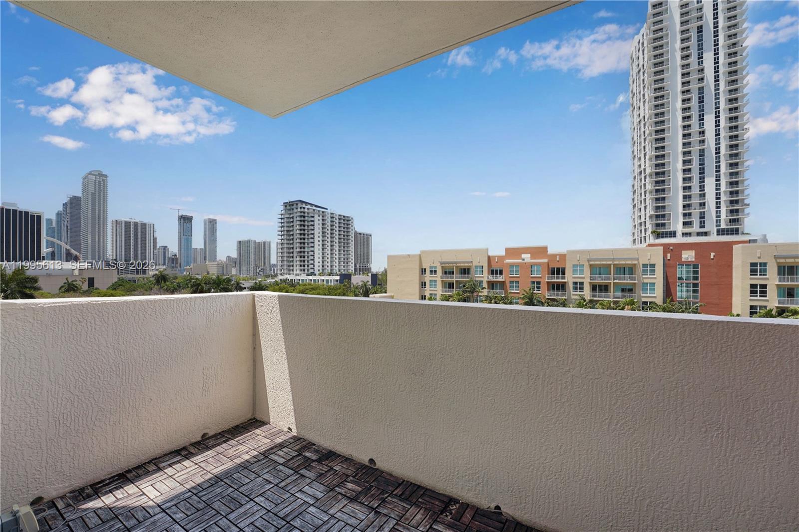2000 N Bayshore Dr #702 Miami, FL 33137