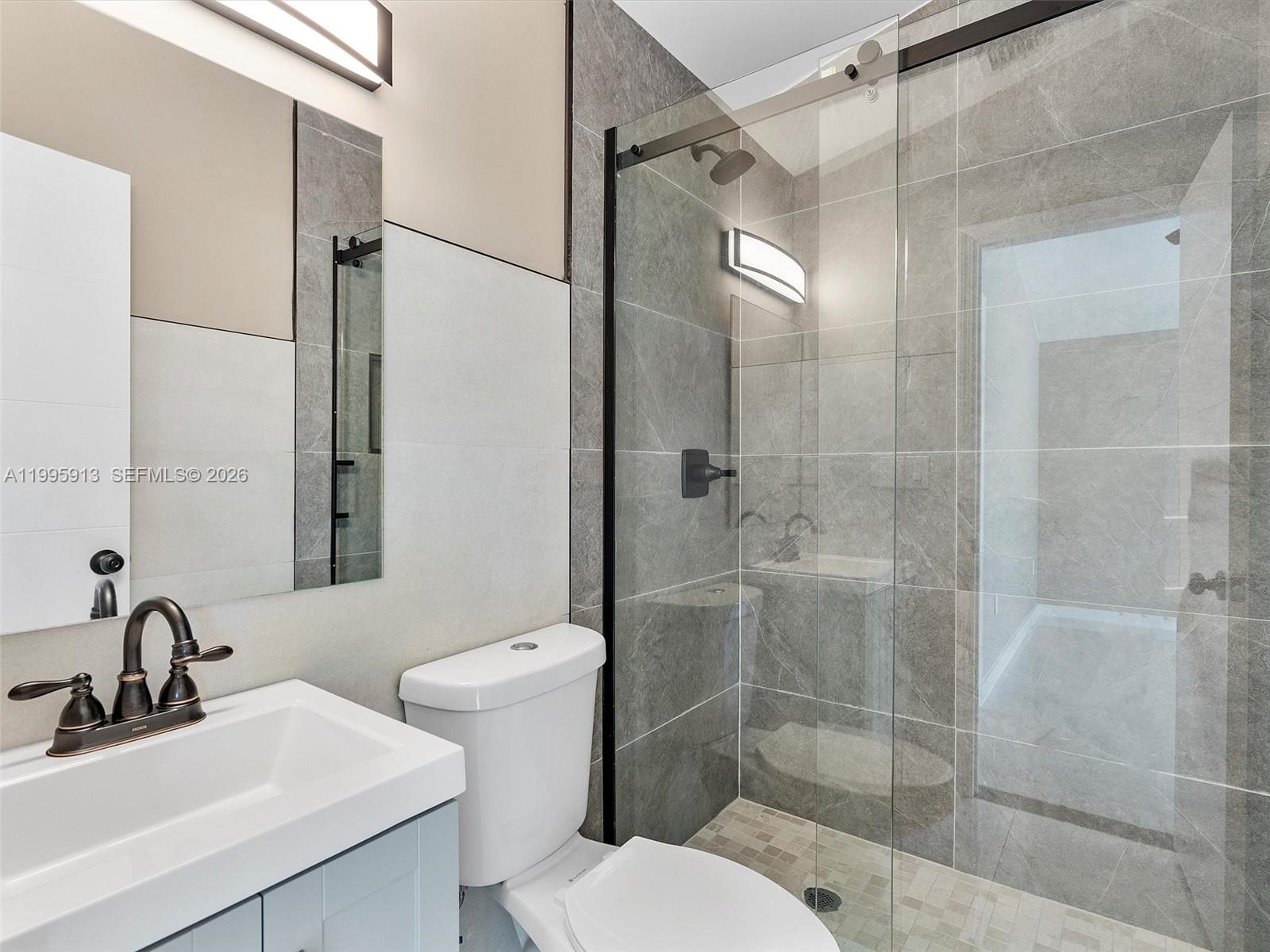 1500 Biarritz Dr Miami Beach, FL 33141