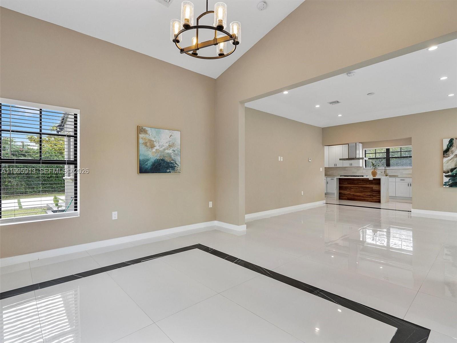 1500 Biarritz Dr Miami Beach, FL 33141