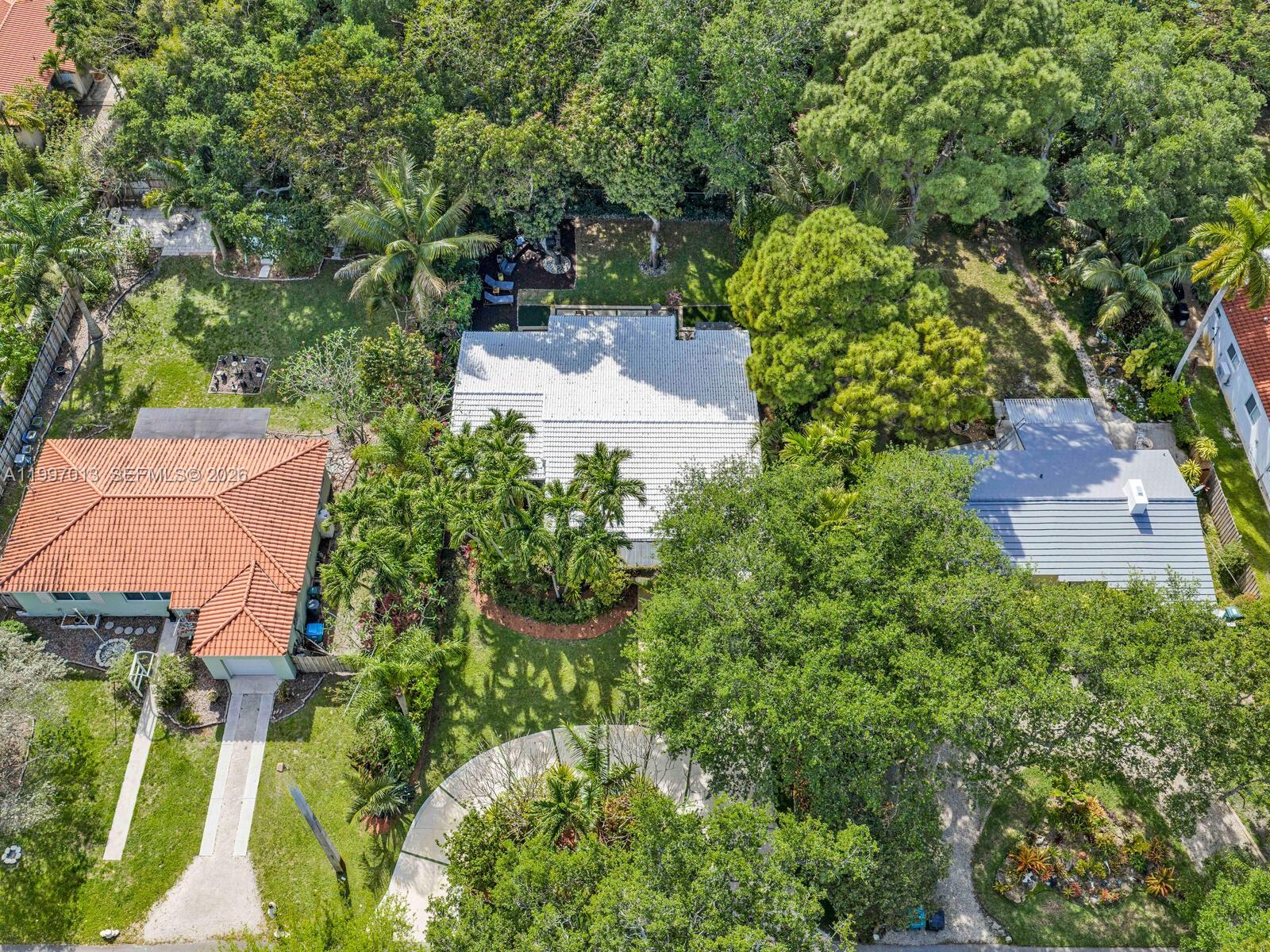 11932 NE 8th Ave Biscayne Park, FL 33161