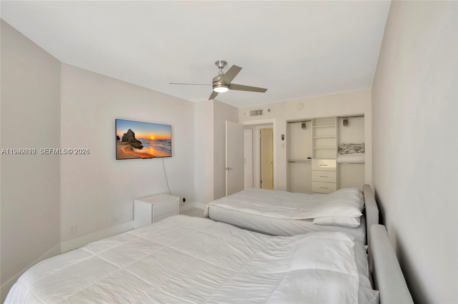 16425 Collins Ave #1612 Sunny Isles Beach, FL 33160