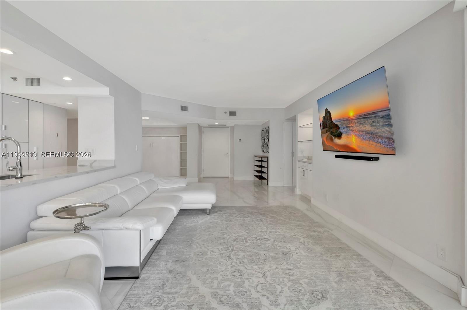 16425 Collins Ave #1612 Sunny Isles Beach, FL 33160