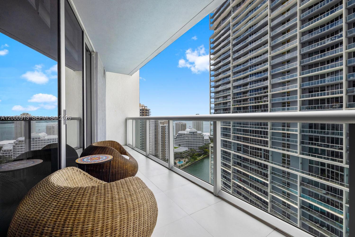475 Brickell Ave #2611