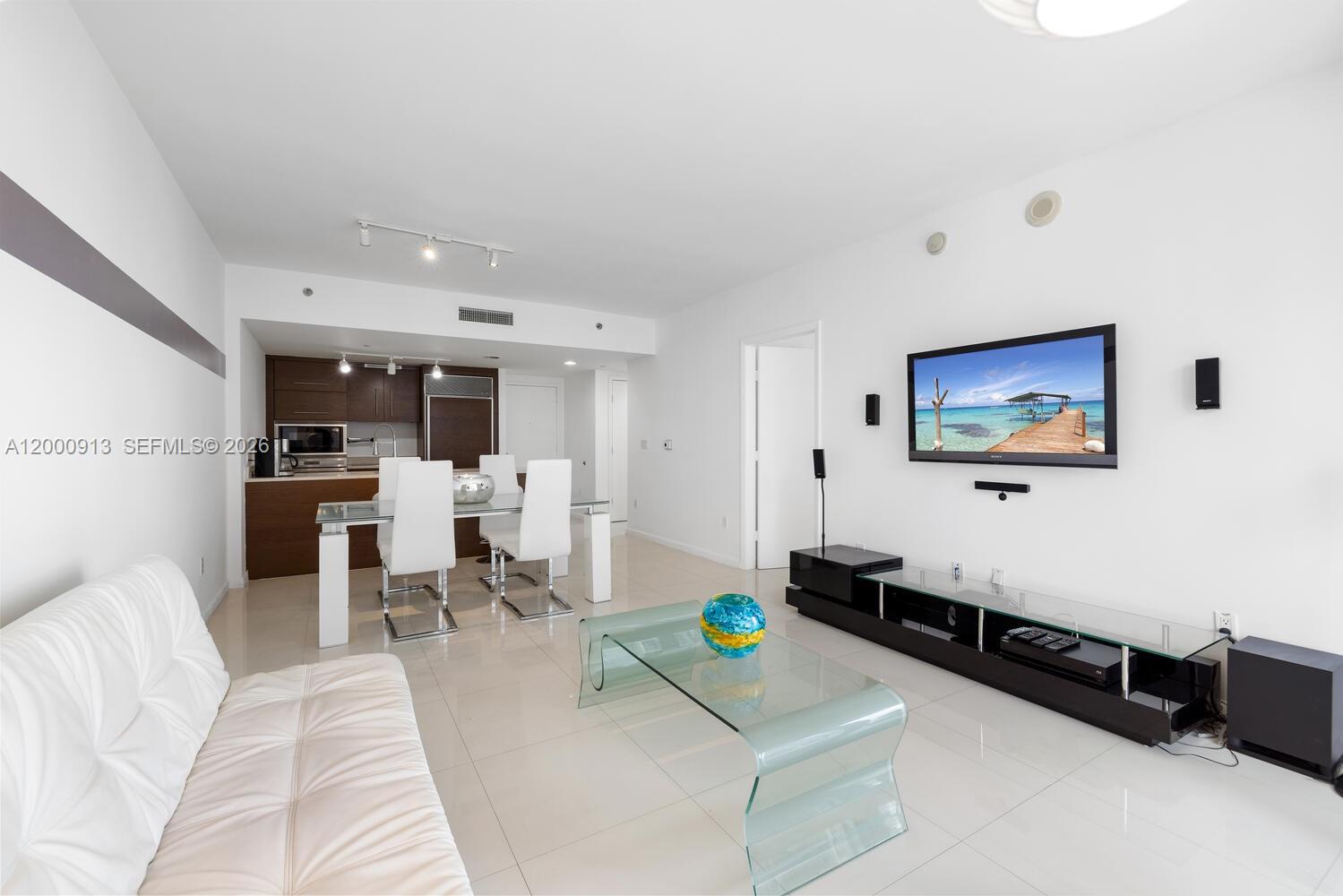 image Icon Brickell I11