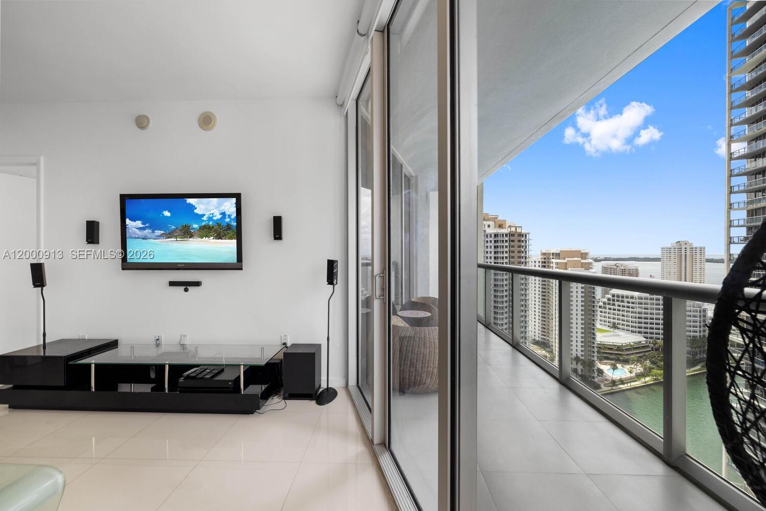 image Icon Brickell I14