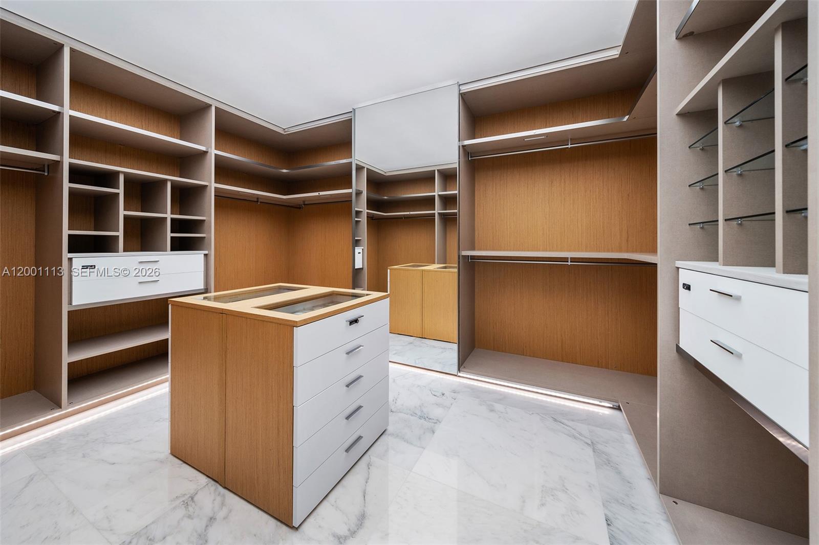 17475 Collins Ave #PH3201 Sunny Isles Beach, FL 33160