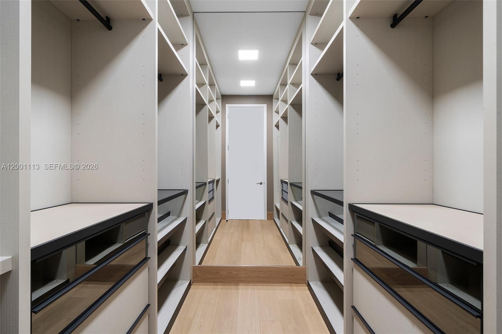 17475 Collins Ave #PH3201 Sunny Isles Beach, FL 33160