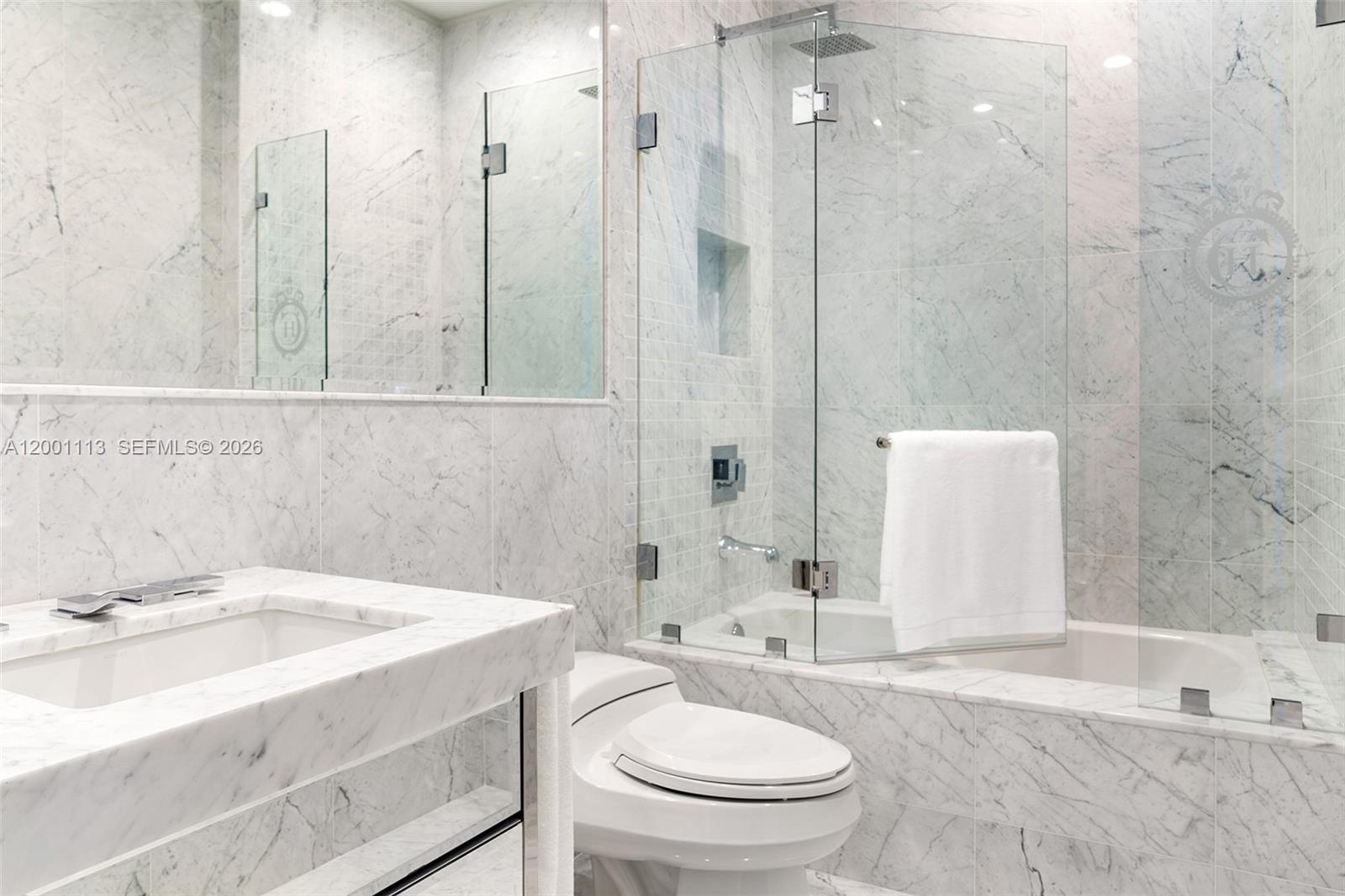 17475 Collins Ave #PH3201 Sunny Isles Beach, FL 33160