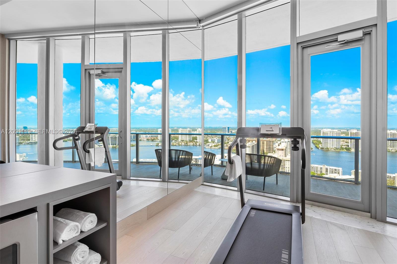 17475 Collins Ave #PH3201 Sunny Isles Beach, FL 33160