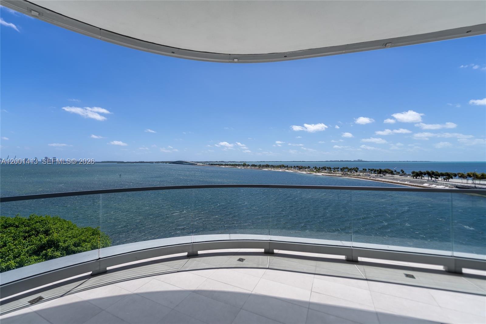 image Una Residences0