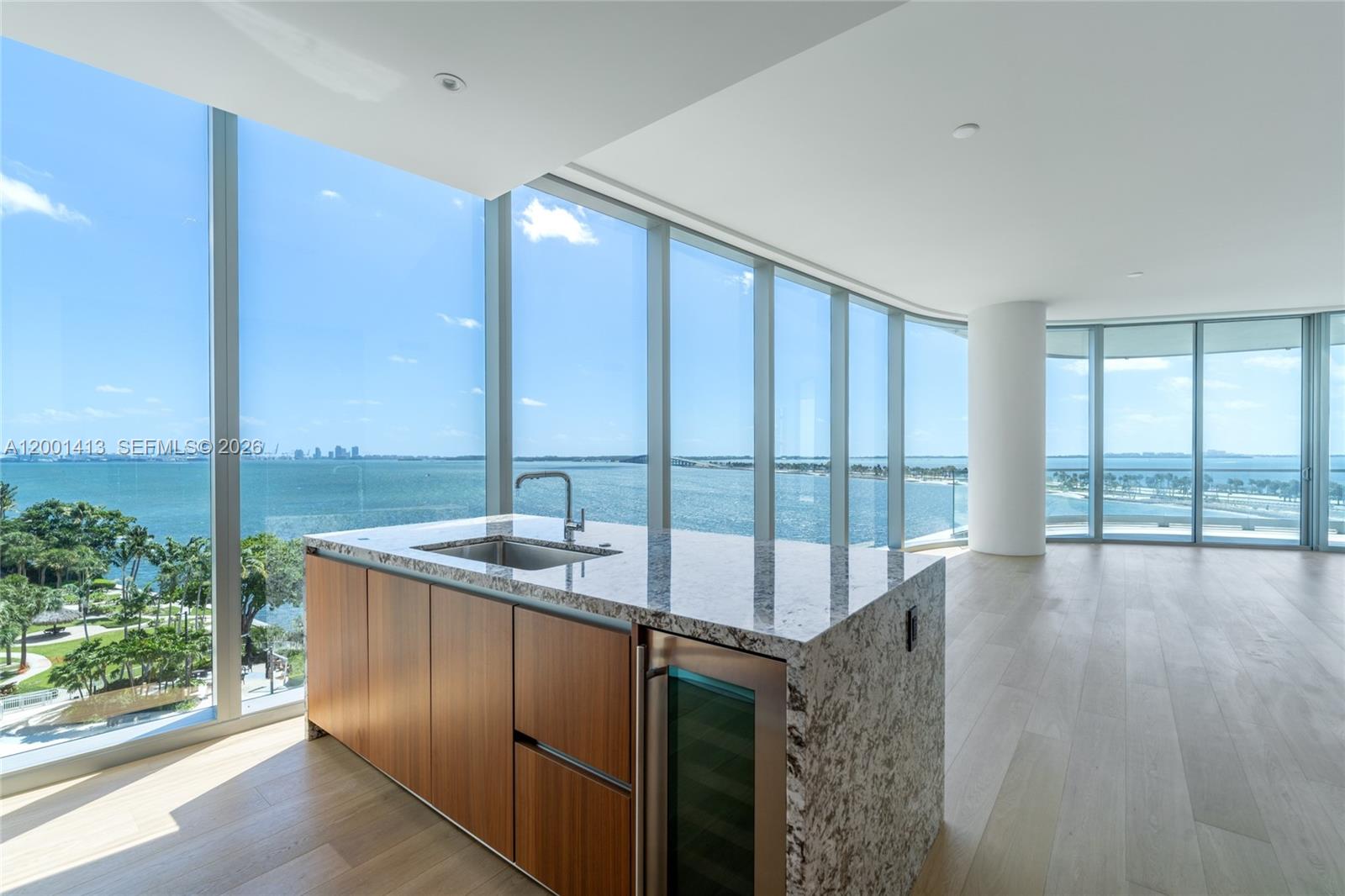 175 SE 25th Rd #501 Miami, FL 33129