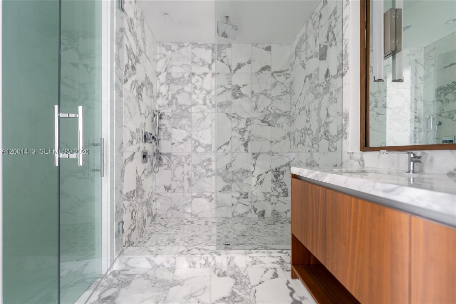 175 SE 25th Rd #501 Miami, FL 33129