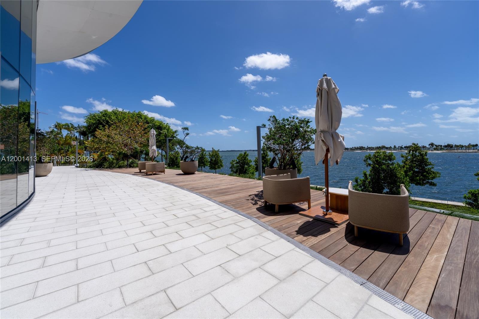 175 SE 25th Rd #501 Miami, FL 33129