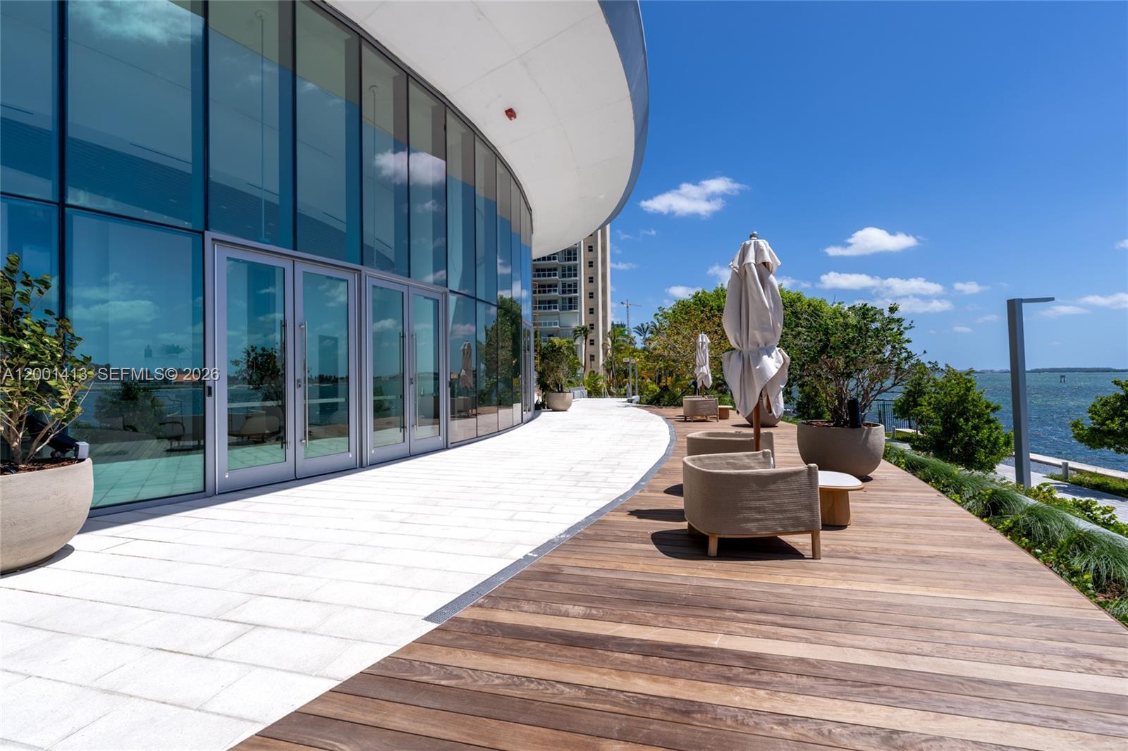 175 SE 25th Rd #501 Miami, FL 33129