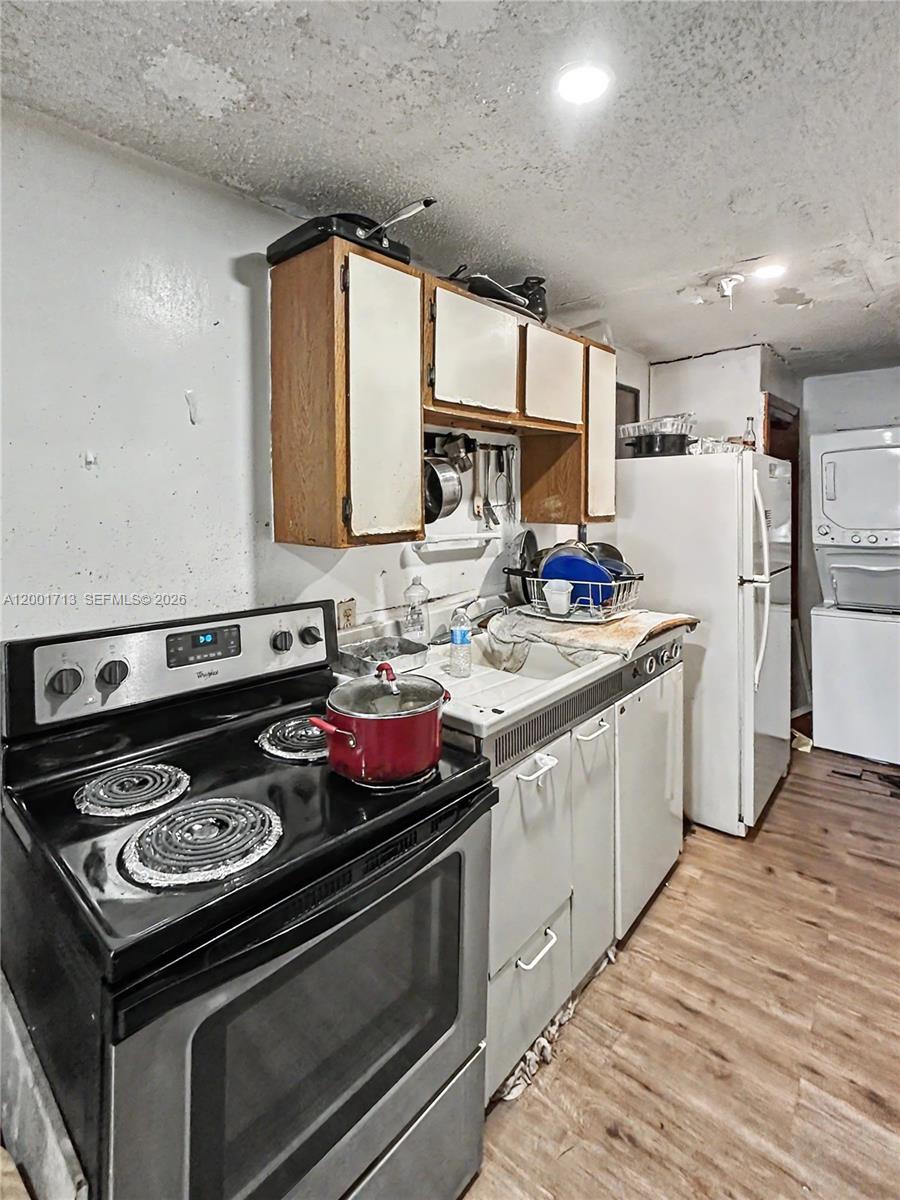 2106 NW 70th St Miami, FL 33147