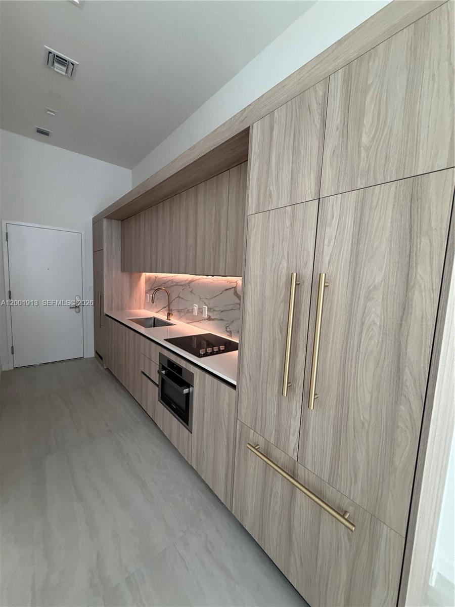 image Viceroy Brickell Residences2