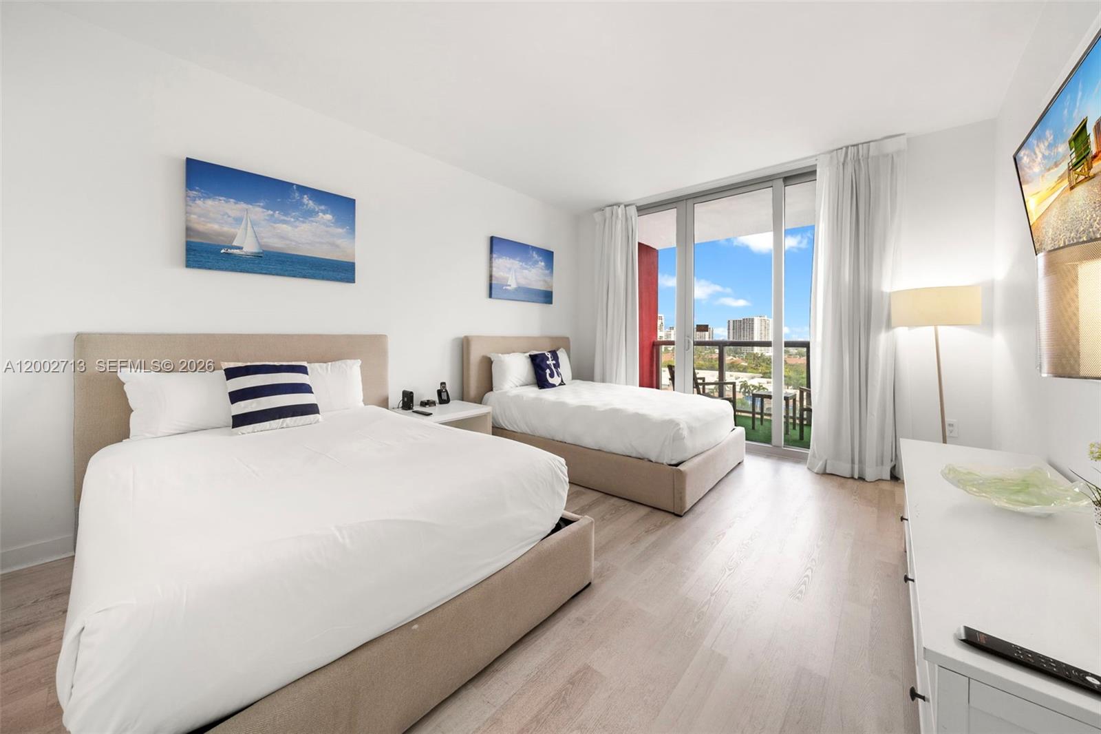 image Beachwalk Condominium16
