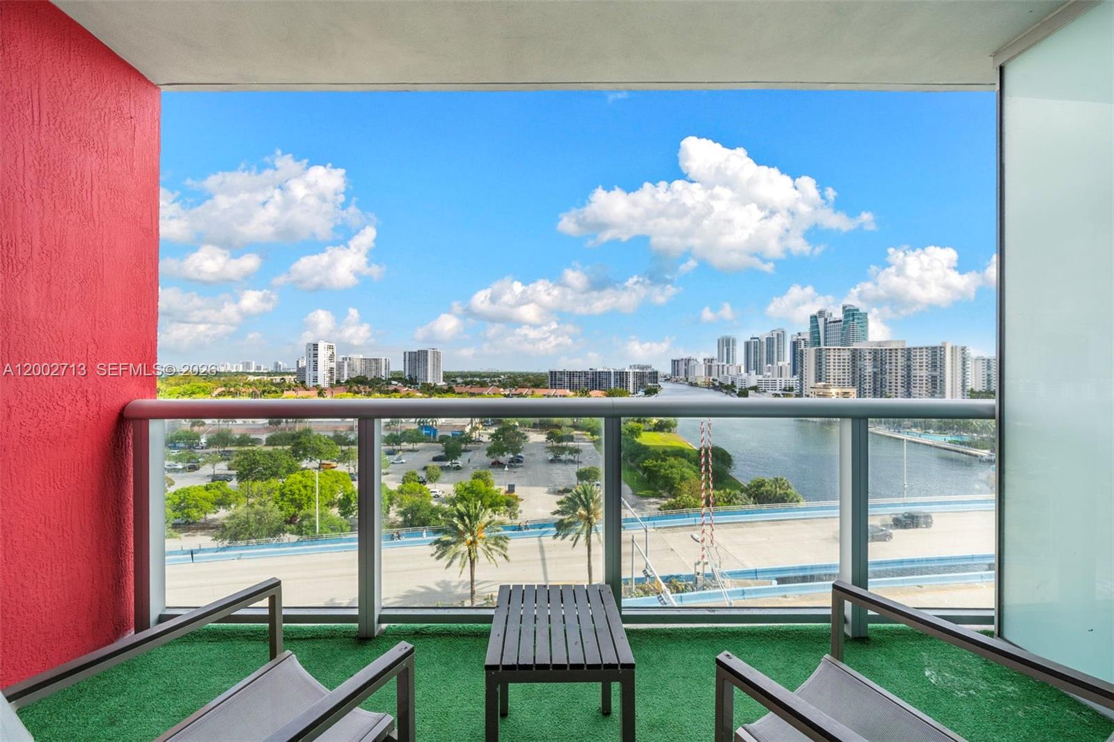 image Beachwalk Condominium17