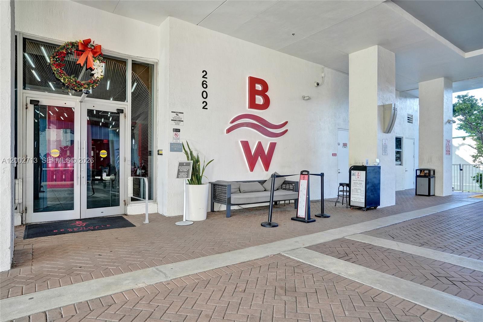 image Beachwalk Condominium21