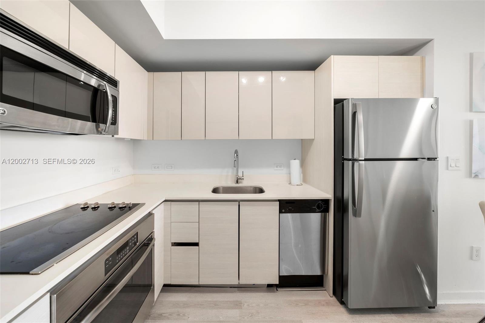 image Beachwalk Condominium5