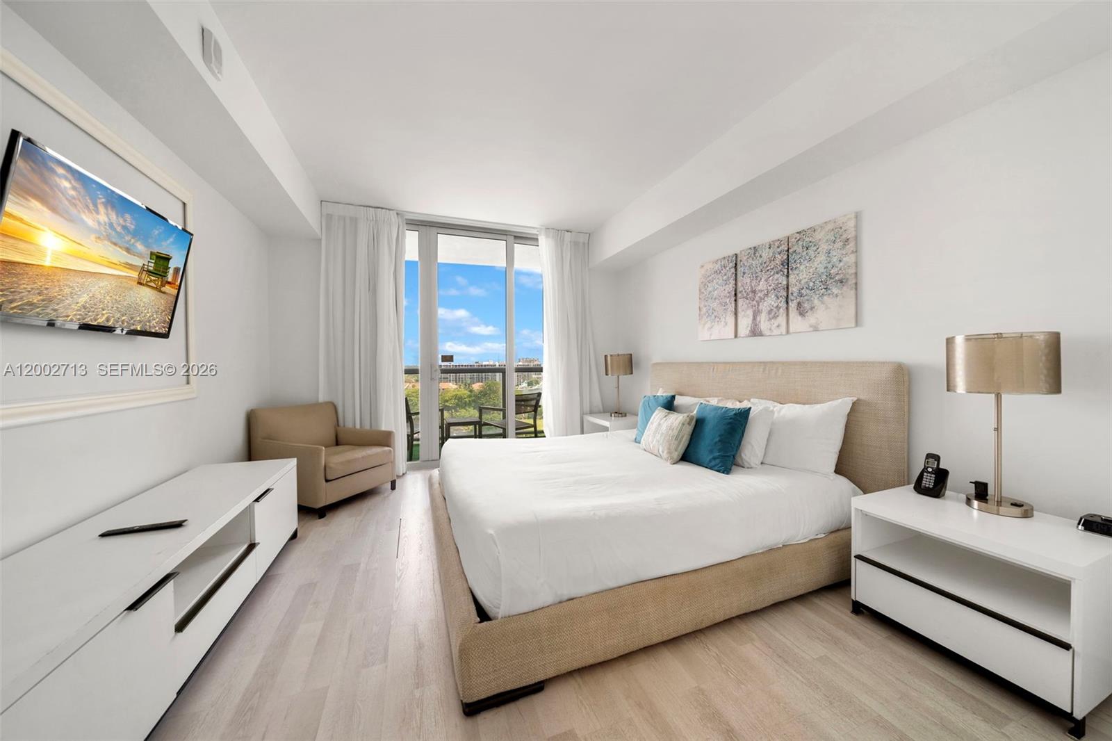 image Beachwalk Condominium7