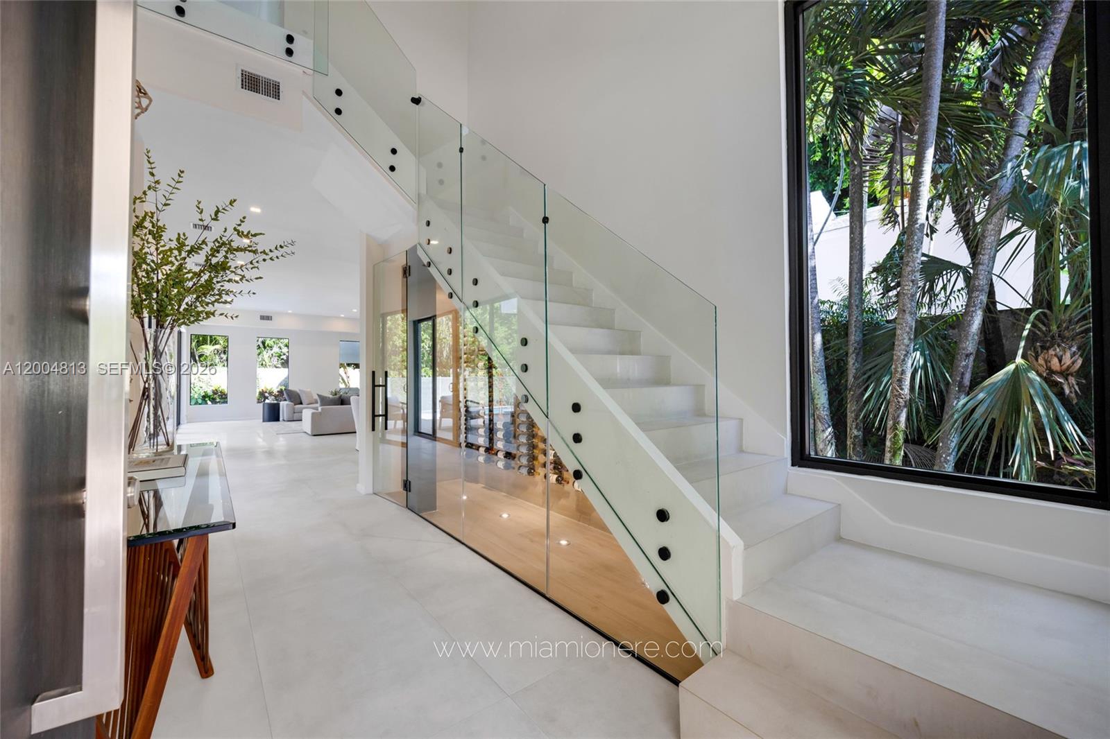 3900 S Douglas Rd Coconut Grove, FL 33133