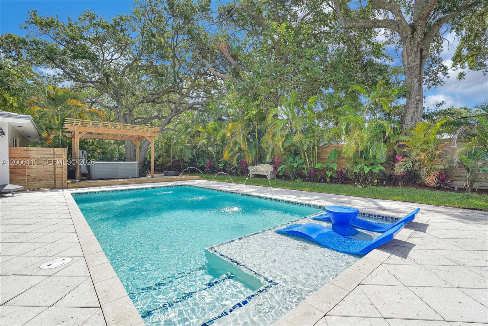 2 NW 89th St El Portal, FL 33150