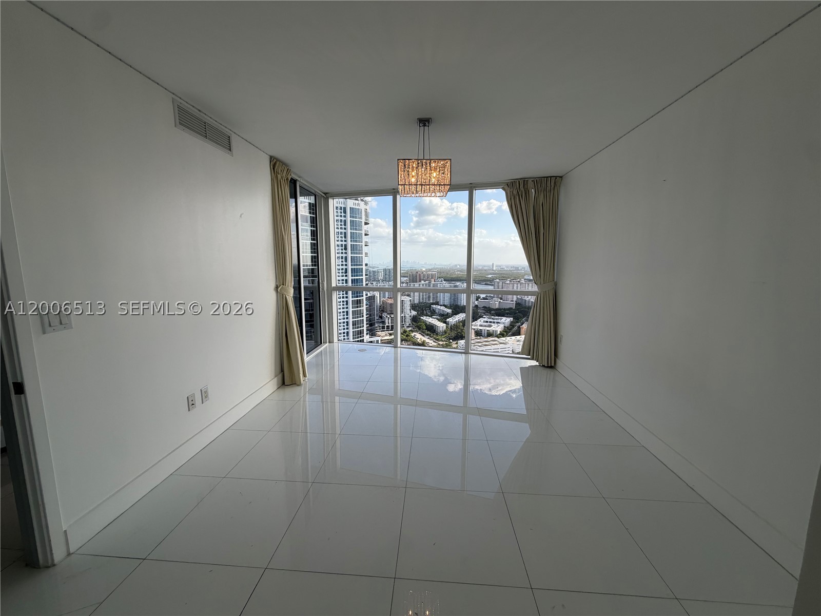 image Trump Royale15