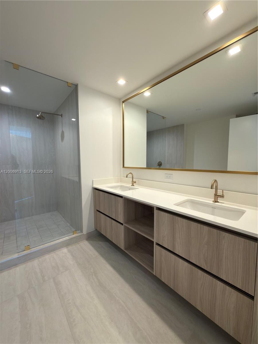 image Viceroy Brickell Residences9