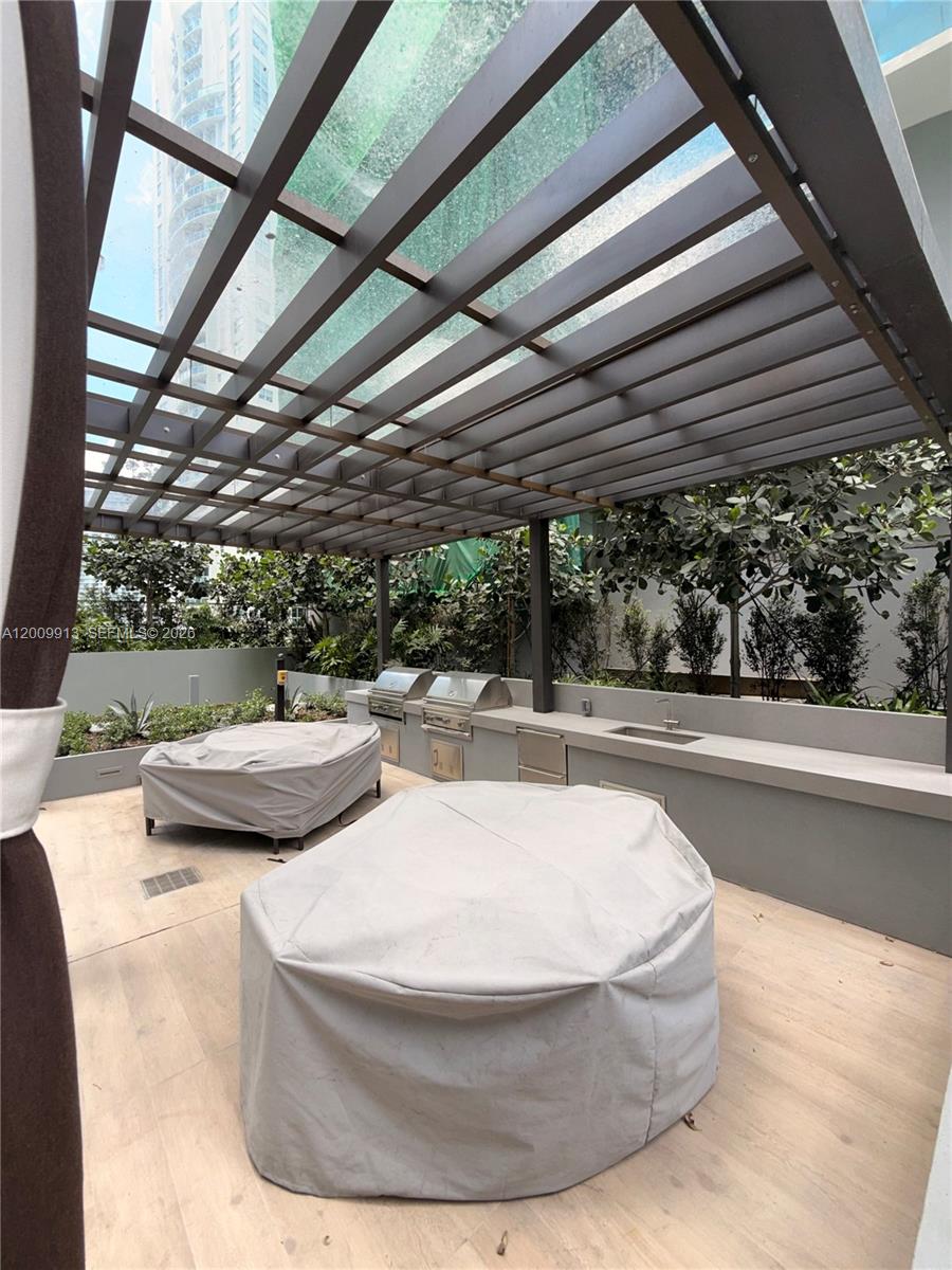image Viceroy Brickell Residences33