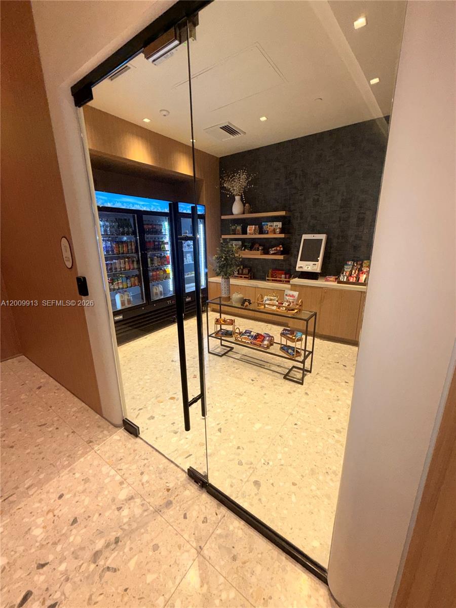 image Viceroy Brickell Residences40