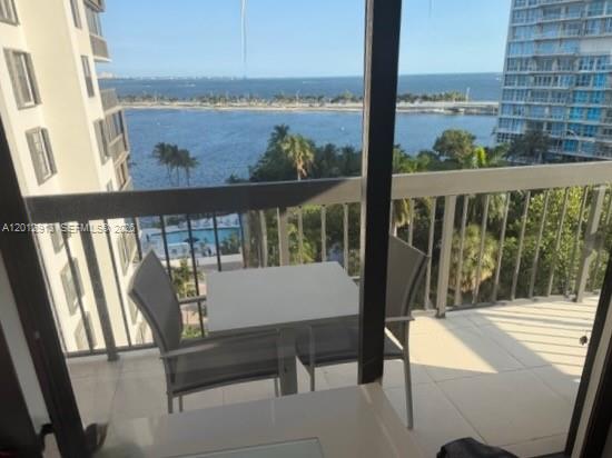 image Brickell Bay Club9