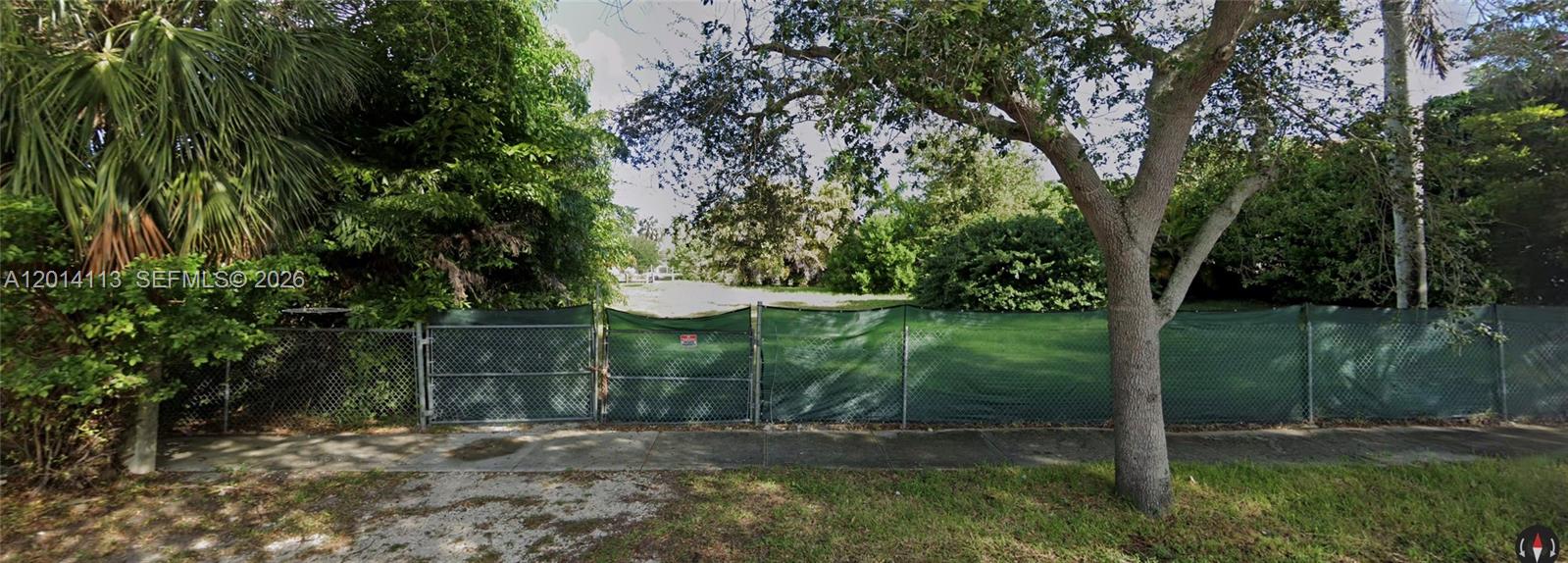 1121 NE 83rd St Miami, FL 33138