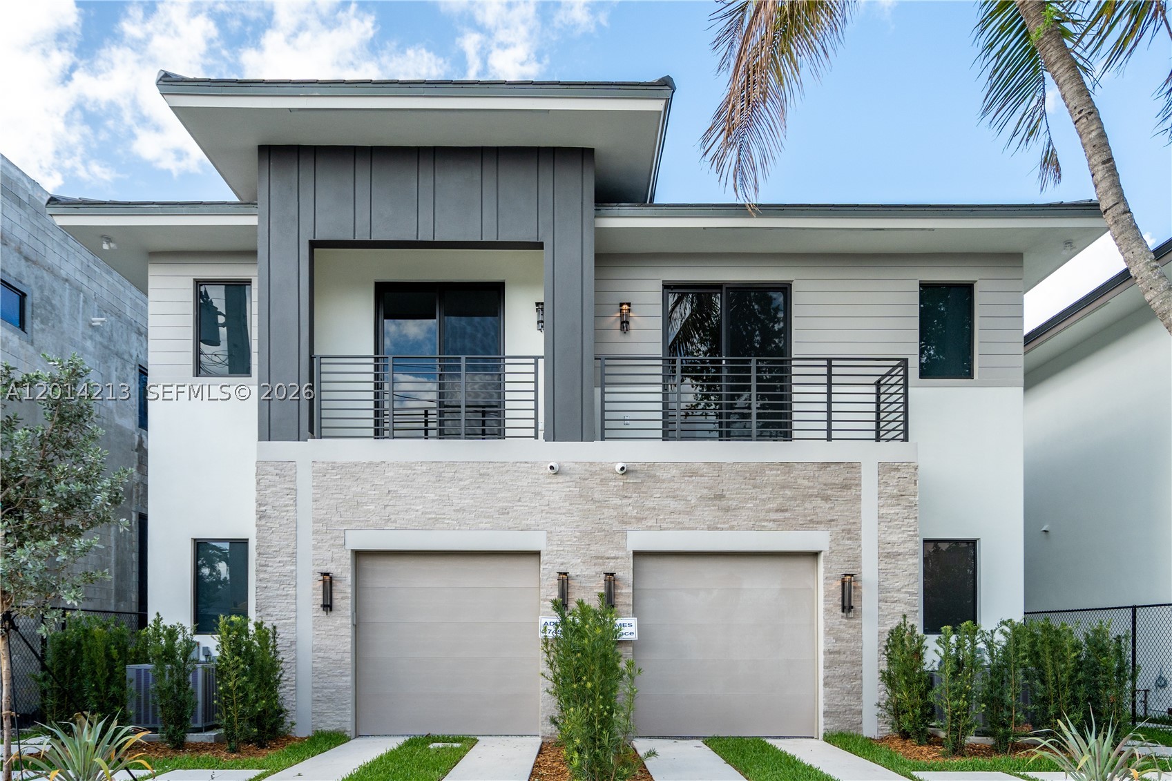 2745 SW 23rd Ter