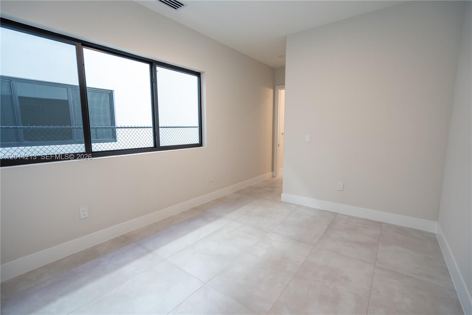 2745 SW 23rd Ter Miami, FL 33145