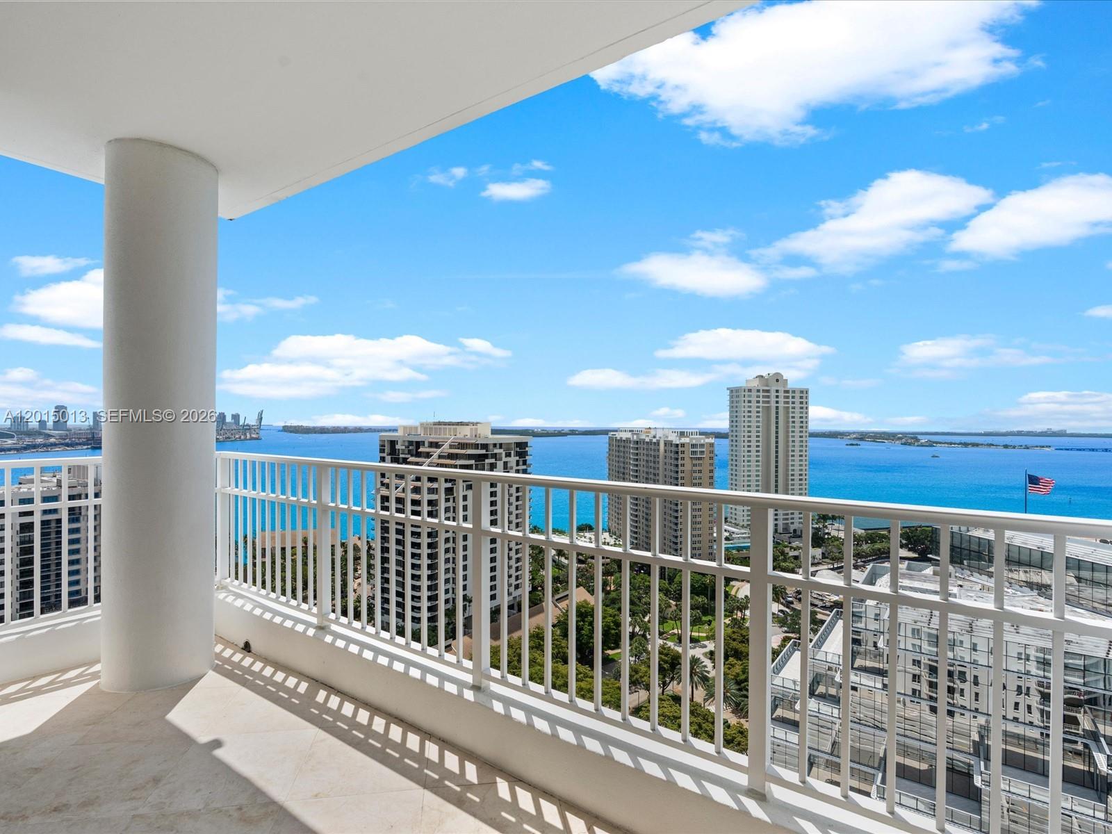 701 Brickell Key Blvd #2511 Miami, FL 33131