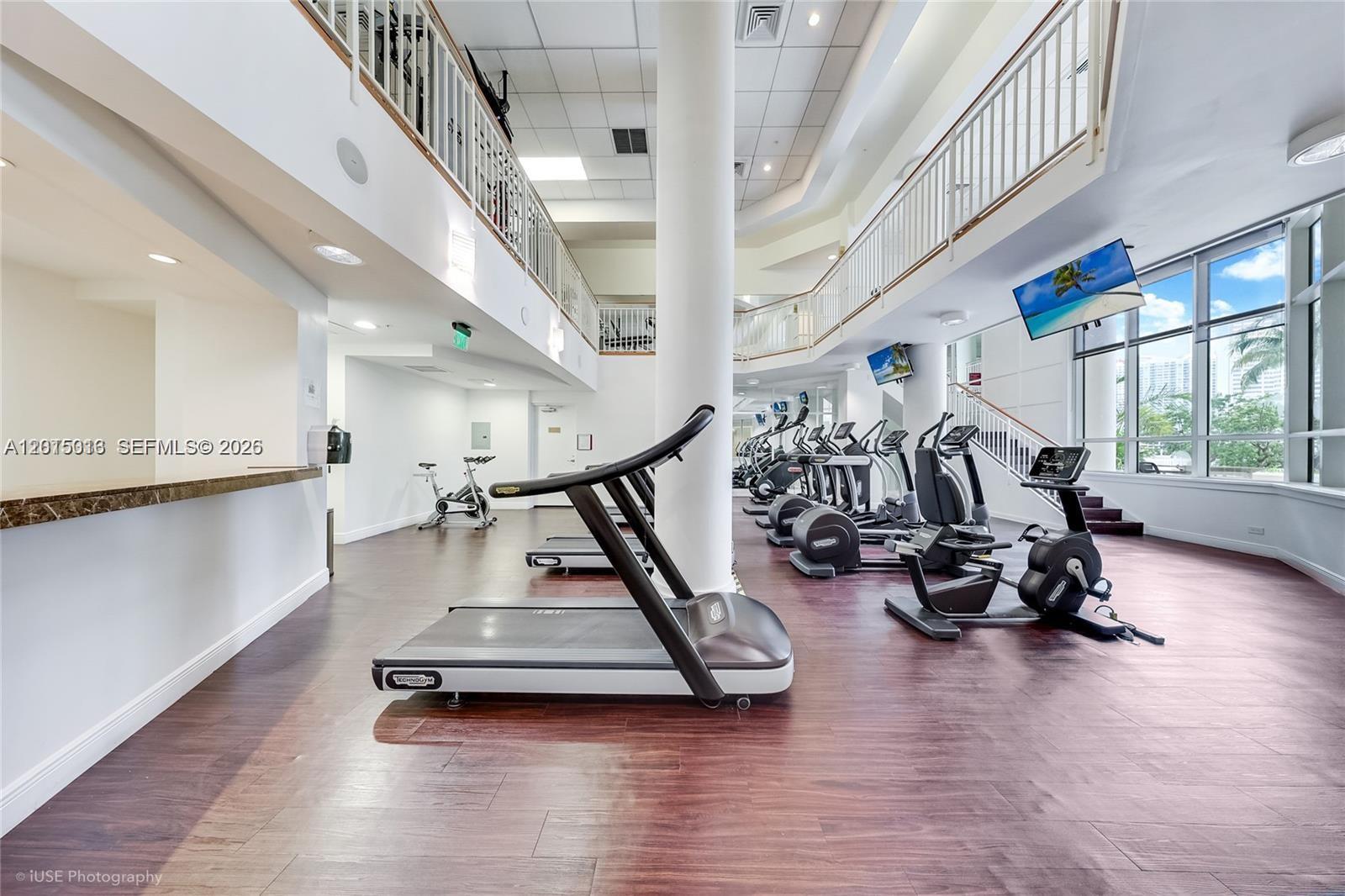 701 Brickell Key Blvd #2511 Miami, FL 33131