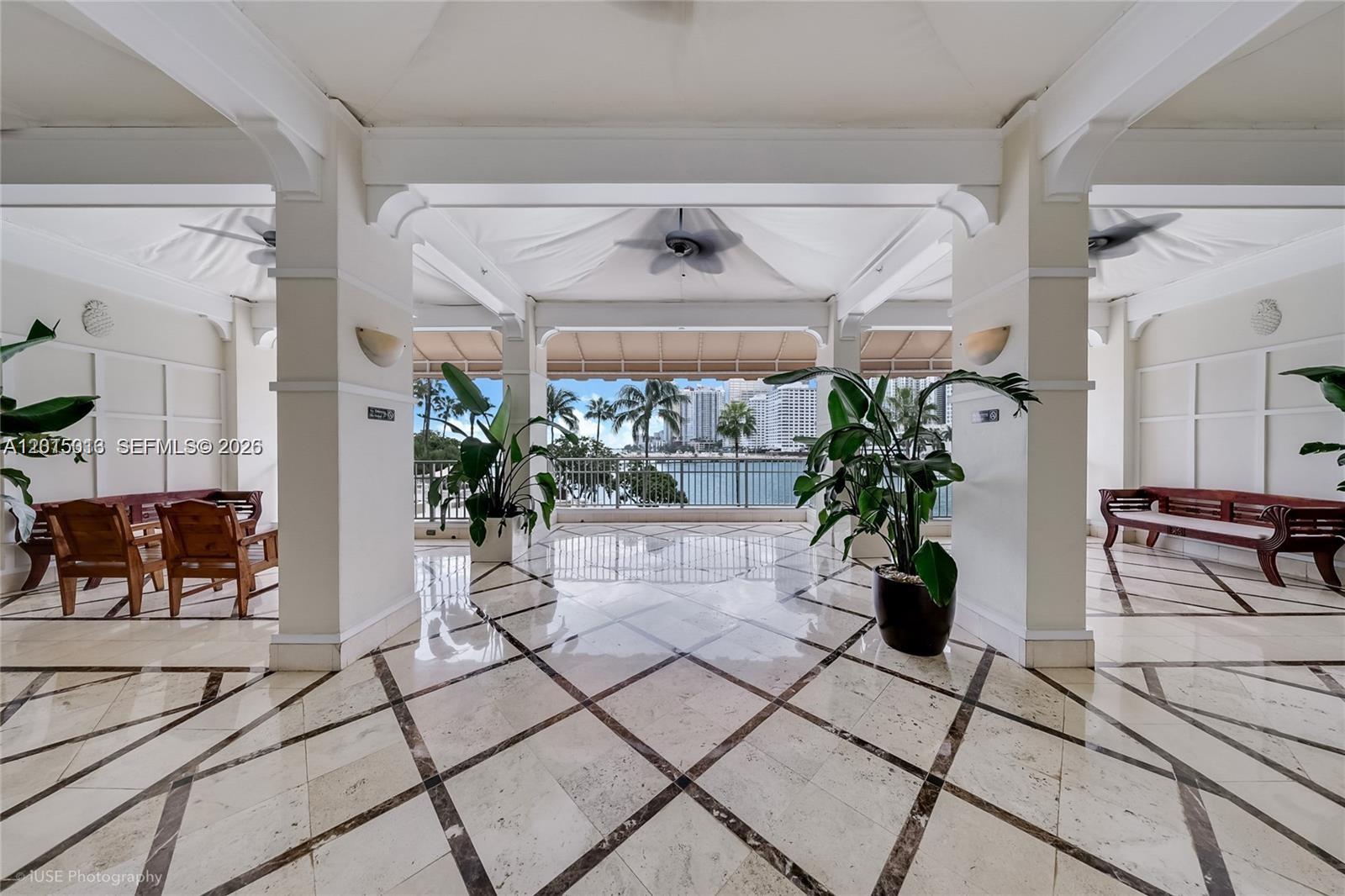 701 Brickell Key Blvd #2511 Miami, FL 33131