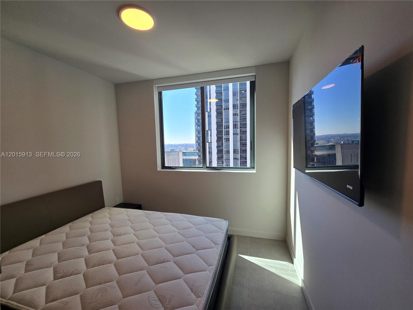 121 NE 5th St #2908 Miami, FL 33132