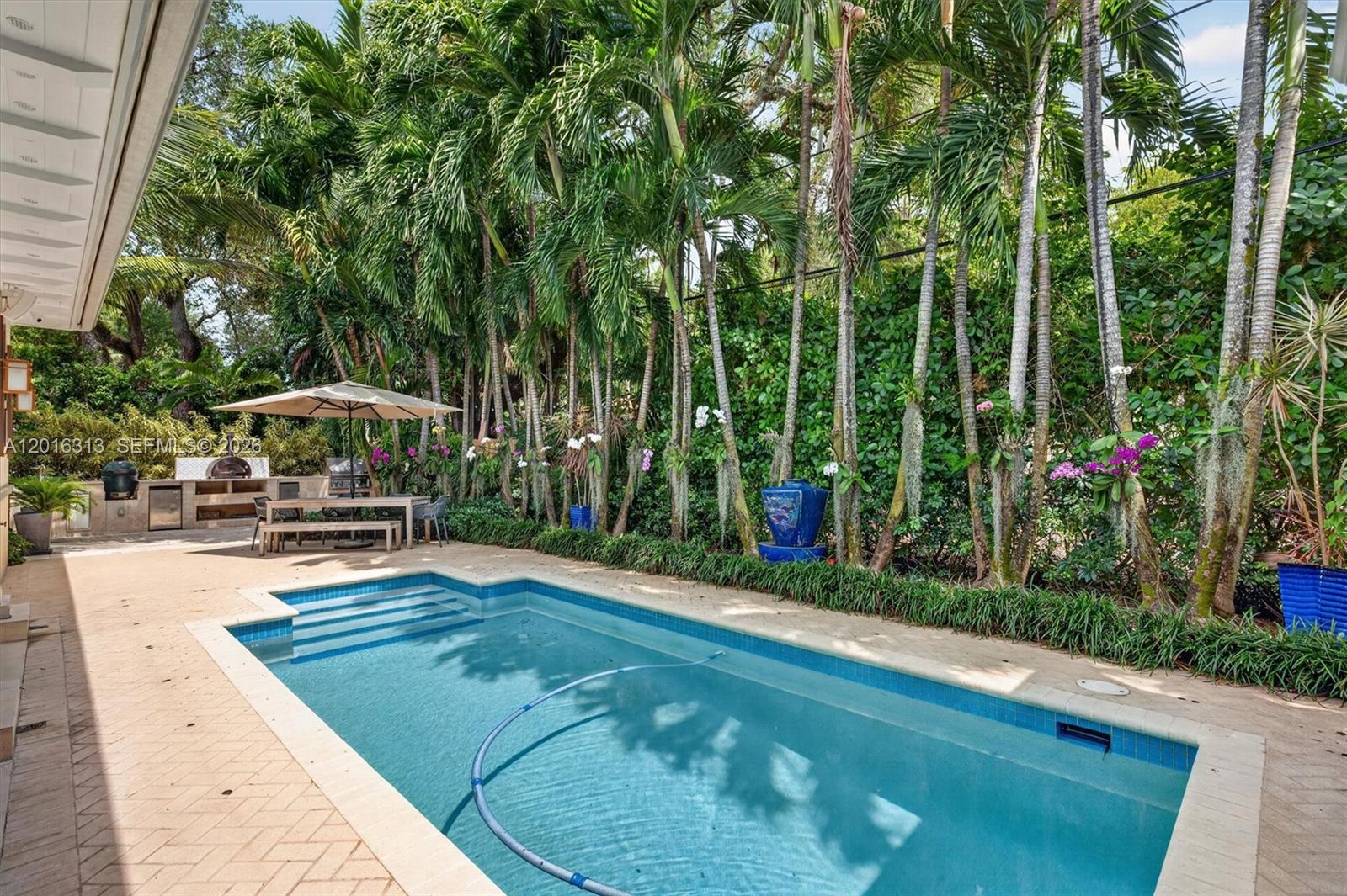 442 Amalfi Ave Coral Gables, FL 33146