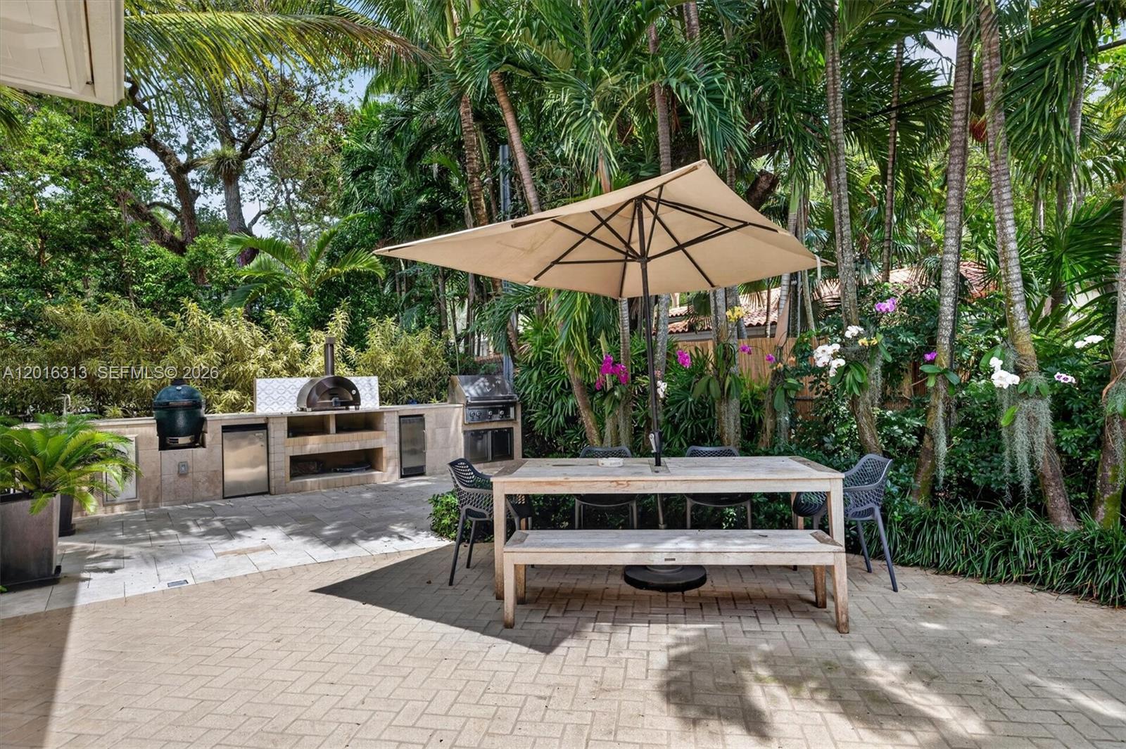442 Amalfi Ave Coral Gables, FL 33146
