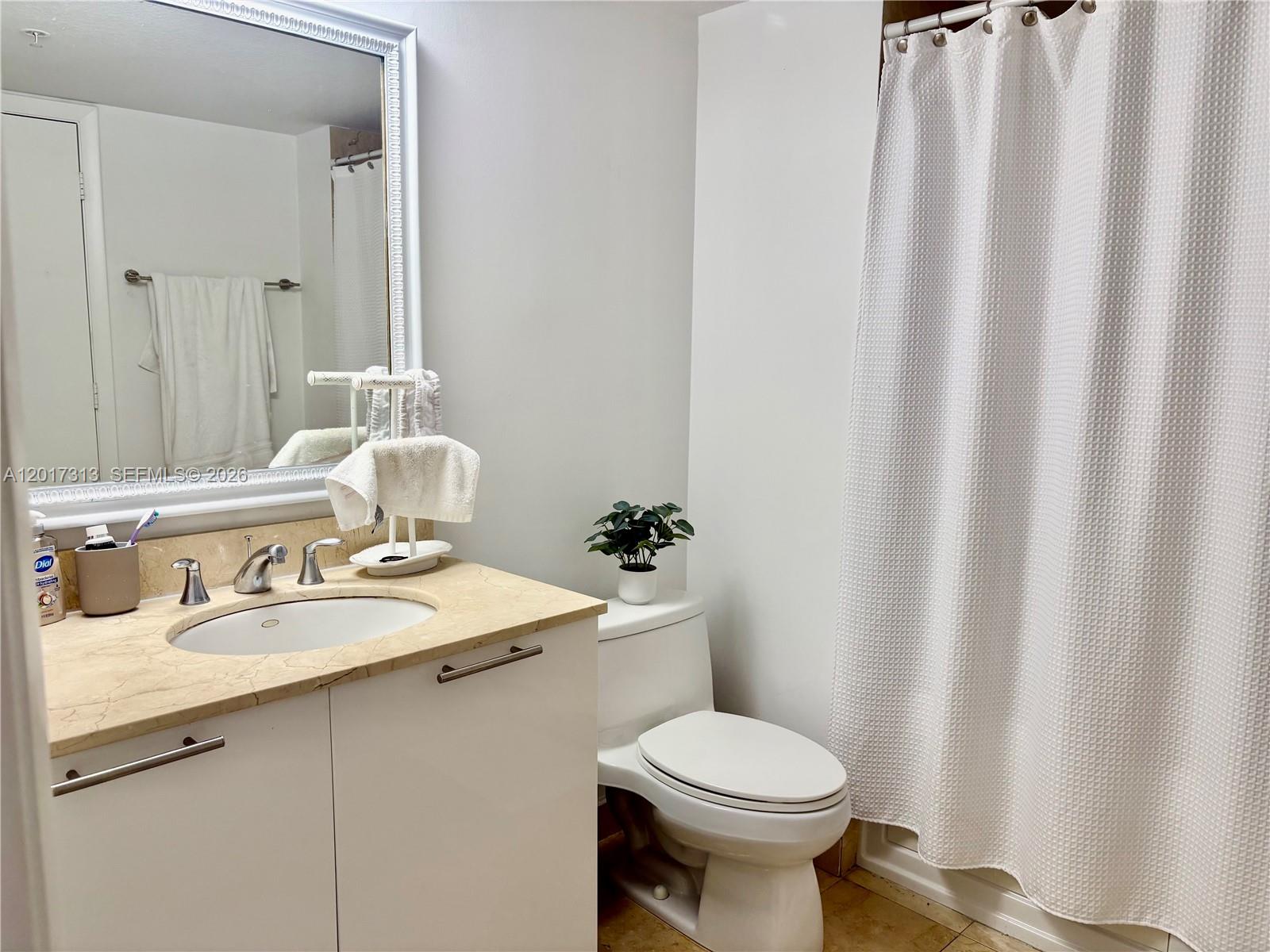 1800 N Bayshore Dr #1704 Miami, FL 33132