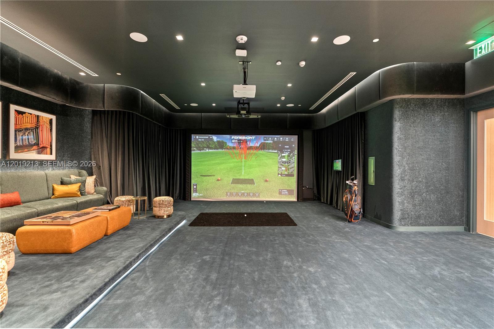 77 SE 5th #3702 Miami, FL 33131