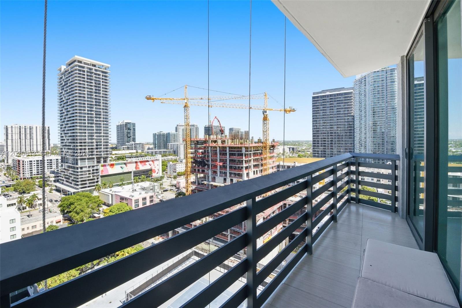 460 NE 28th St #1801 Miami, FL 33137