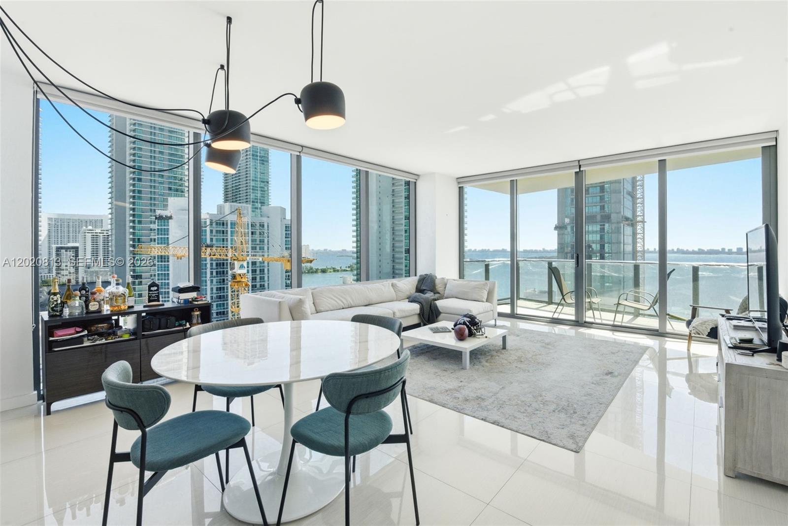 460 NE 28th St #1801 Miami, FL 33137
