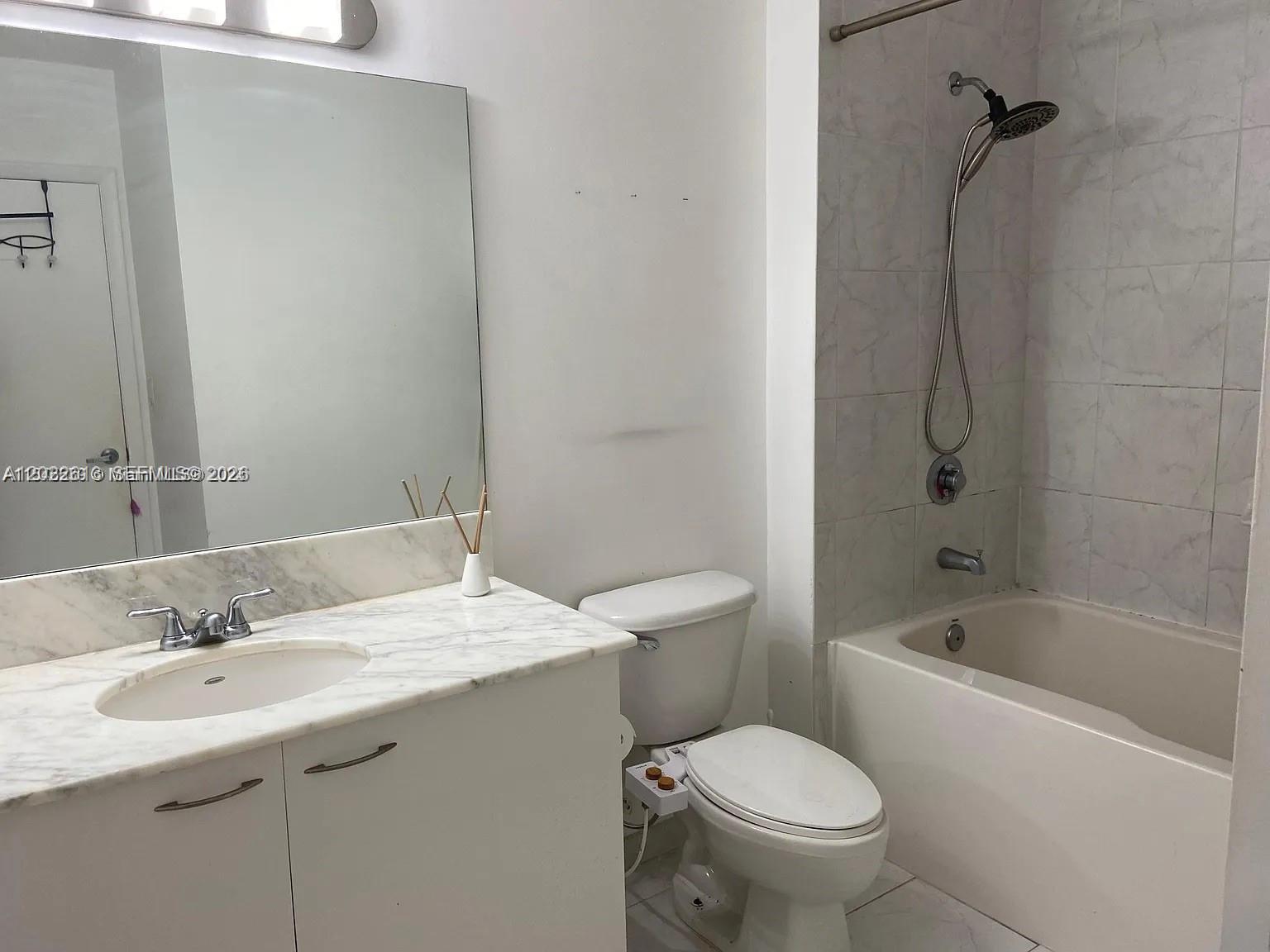 133 NE 2nd Ave #2302 Miami, FL 33132